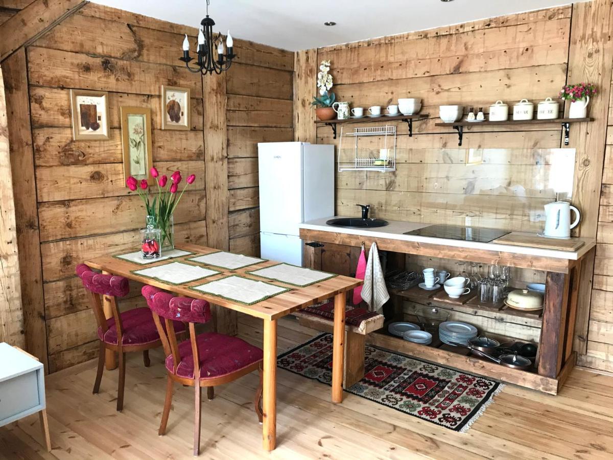 Apartamenti Starp Krastiem Liepāja Exterior foto