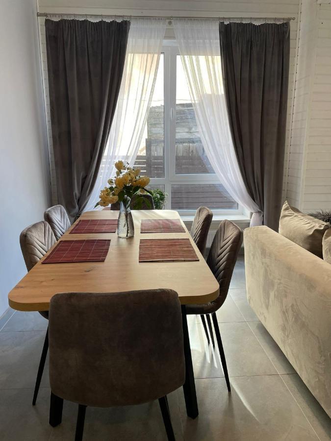 Apartamenti Starp Krastiem Liepāja Exterior foto